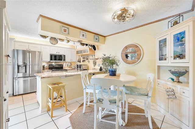 3 of 48 - 11861 Sw 13th Ct, Davie, FL