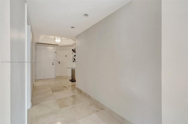 3 of 69 - 4000 Island Blvd 402, Aventura, FL