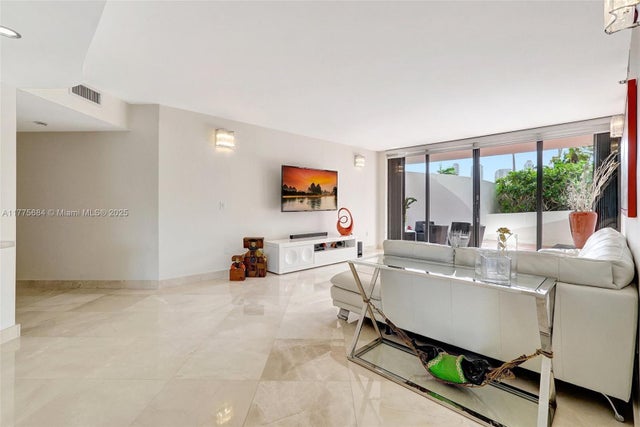 5 of 69 - 4000 Island Blvd 402, Aventura, FL