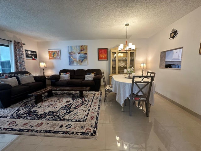 3 of 41 - 4000 Nw 44th Ave 306, Lauderdale Lakes, FL