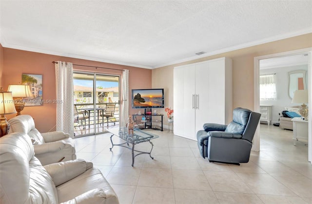 3 of 30 - 16900 Ne 14th Ave 314, Miami, FL