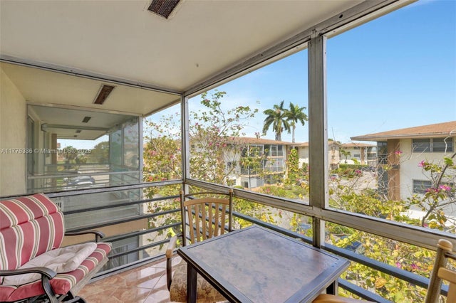 5 of 30 - 16900 Ne 14th Ave 314, Miami, FL