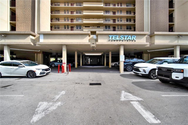 4 of 19 - 1811 Jefferson St 209, Hollywood, FL