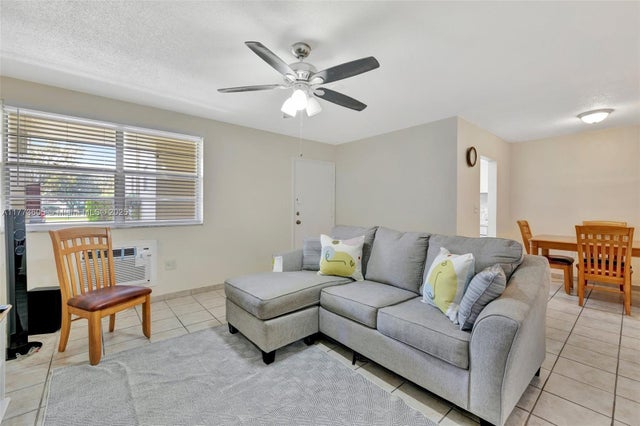 1 of 28 - 1395 Ne 167th St 104, Miami, FL