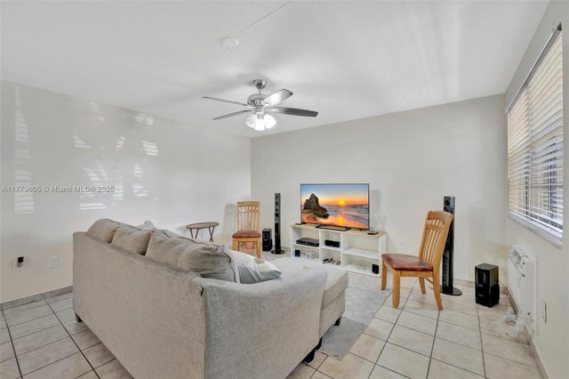 3 of 28 - 1395 Ne 167th St 104, Miami, FL