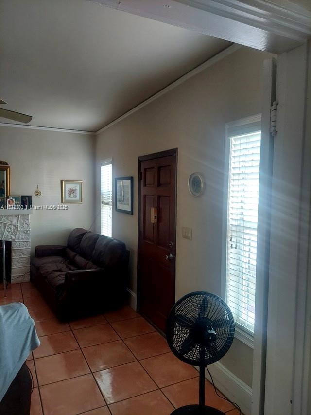 5 of 12 - 1922 Sw 3rd St, Miami, FL