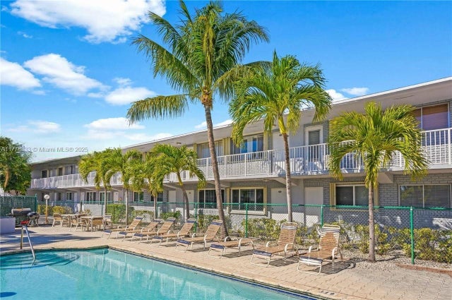 2 of 21 - 2175 Ne 56th St 107, Fort Lauderdale, FL