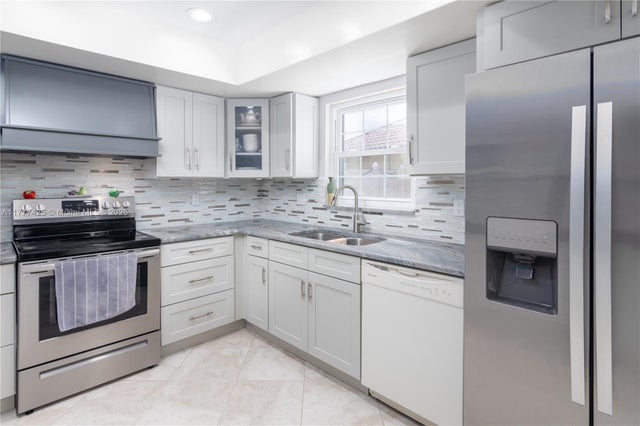 3 of 40 - 10263 Islander Dr, Boca Raton, FL