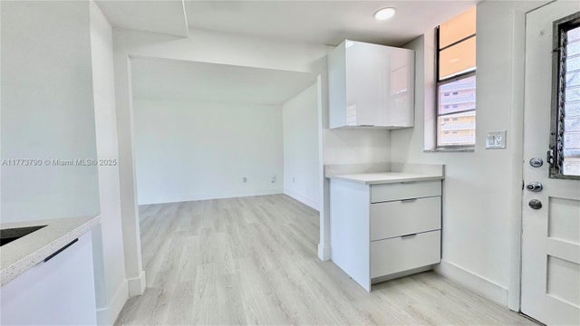 4 of 35 - 2999 Point East Dr C101, Aventura, FL