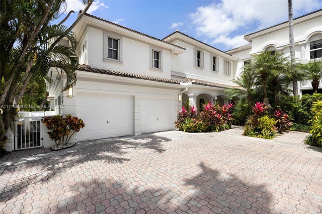 1 of 52 - 3707 Ne 214th St 14, Aventura, FL