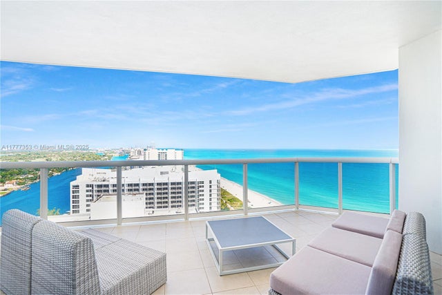 2 of 60 - 4779 Collins Ave 2908, Miami Beach, FL