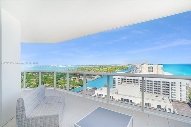 3 of 60 - 4779 Collins Ave 2908, Miami Beach, FL