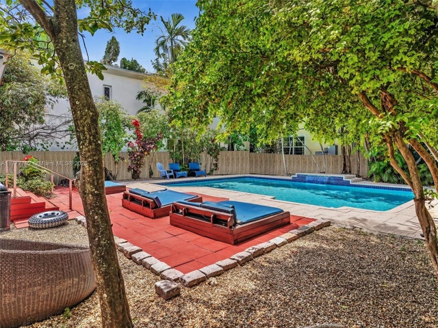1 of 33 - 1534 Euclid Avenue, Miami Beach, FL