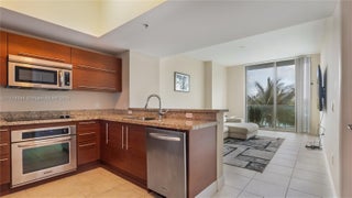 Photo of Listing #A11778954