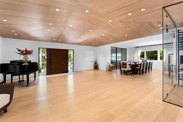 3 of 25 - 5601 San Vicente St, Coral Gables, FL