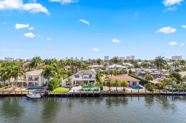 3 of 30 - 160 Isle Of Venice Dr. Ph2, Fort Lauderdale, FL