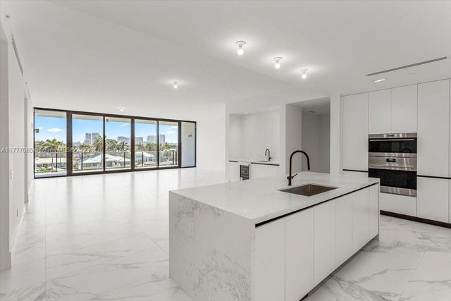 4 of 30 - 160 Isle Of Venice Dr. Ph2, Fort Lauderdale, FL