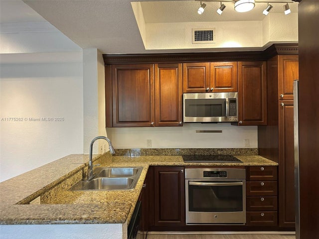 3 of 58 - 1660 Renaissance Commons Blvd 2424, Boynton Beach, FL