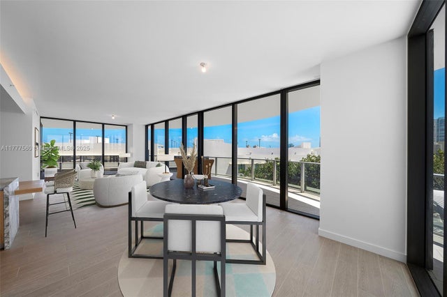 5 of 36 - 500 Alton Rd 801, Miami Beach, FL