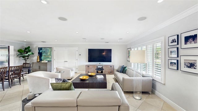 3 of 35 - 8860 Sw 155th Ter, Palmetto Bay, FL