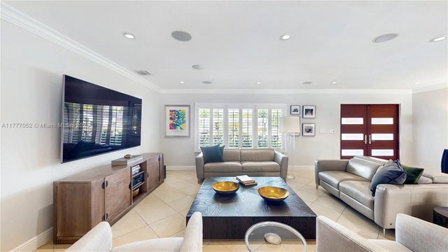 5 of 35 - 8860 Sw 155th Ter, Palmetto Bay, FL