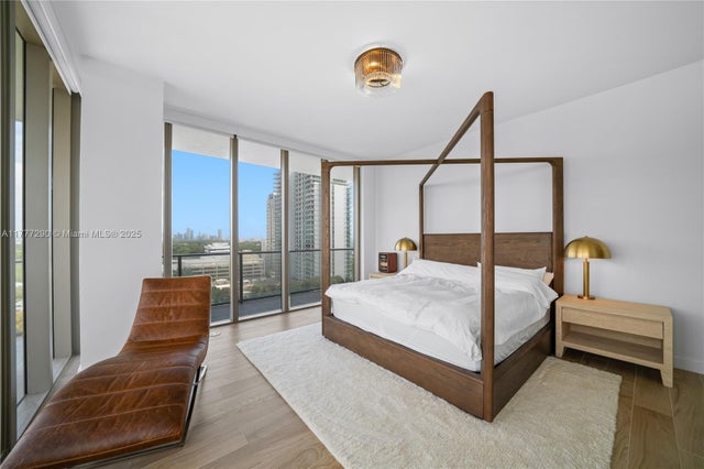 2 of 31 - 2678 Tigertail Ave 1002b, Miami, FL