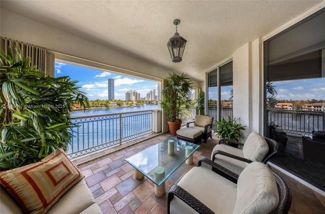 1 of 41 - 19925 Ne 39th Pl 402, Aventura, FL