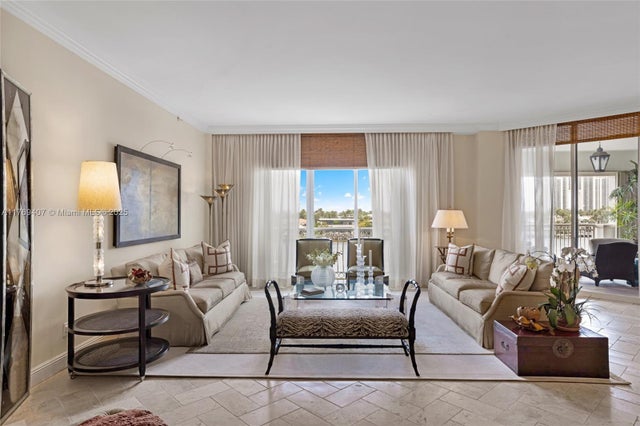 4 of 41 - 19925 Ne 39th Pl 402, Aventura, FL