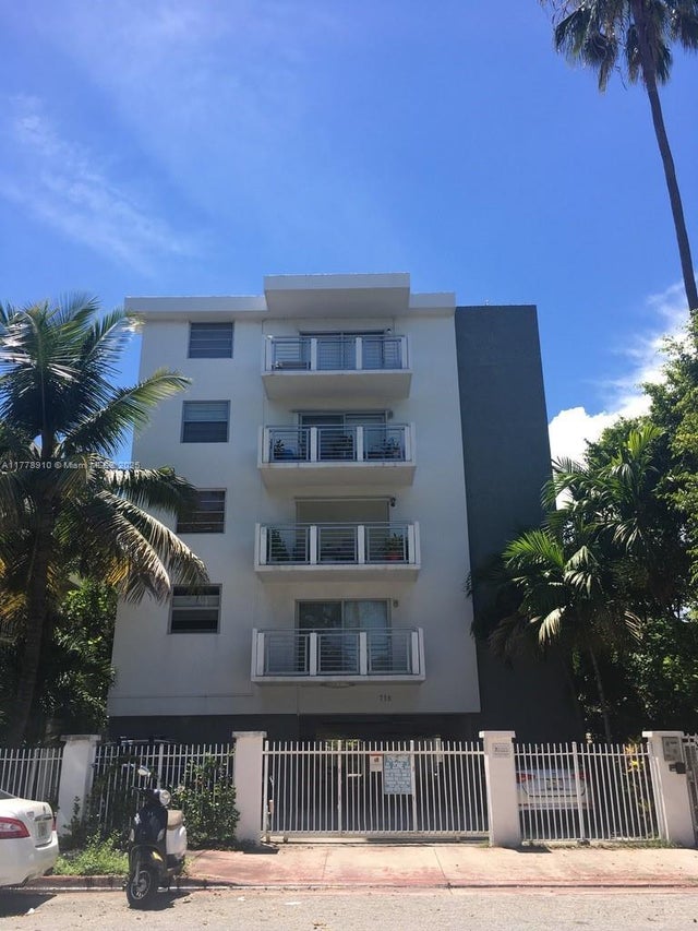 3 of 17 - 716 Michigan Ave 305, Miami Beach, FL