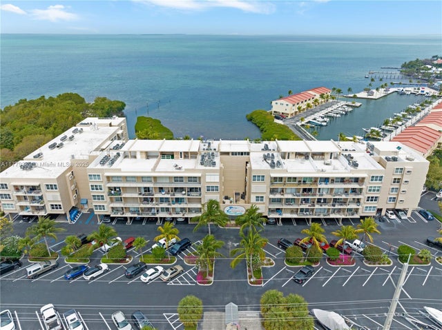 3 of 60 - 88500 Overseas Hwy 428, Tavernier, FL