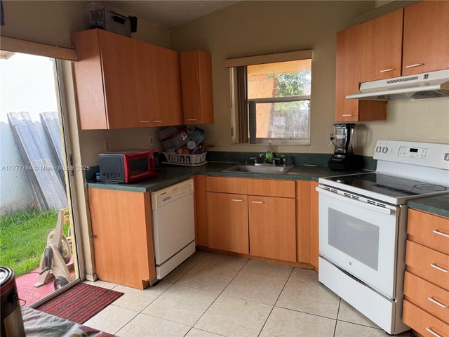 5 of 17 - 12090 Sw 250th Ter, Homestead, FL