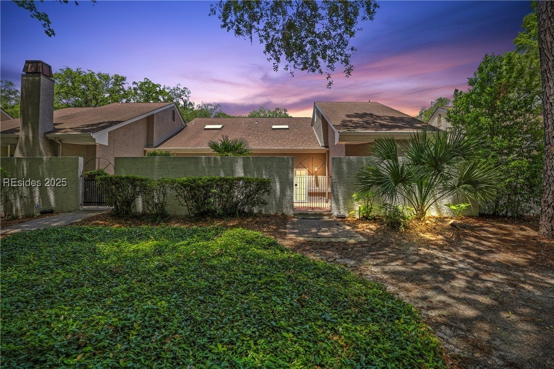 Photo of Listing #452356