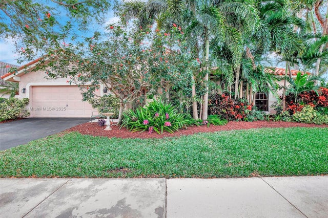 1 of 45 - 3272 Beechberry Cir, Davie, FL
