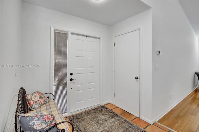 5 of 45 - 3272 Beechberry Cir, Davie, FL