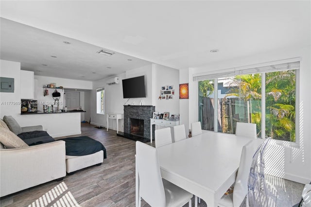 5 of 27 - 1843 Sw 4th Ave, Fort Lauderdale, FL