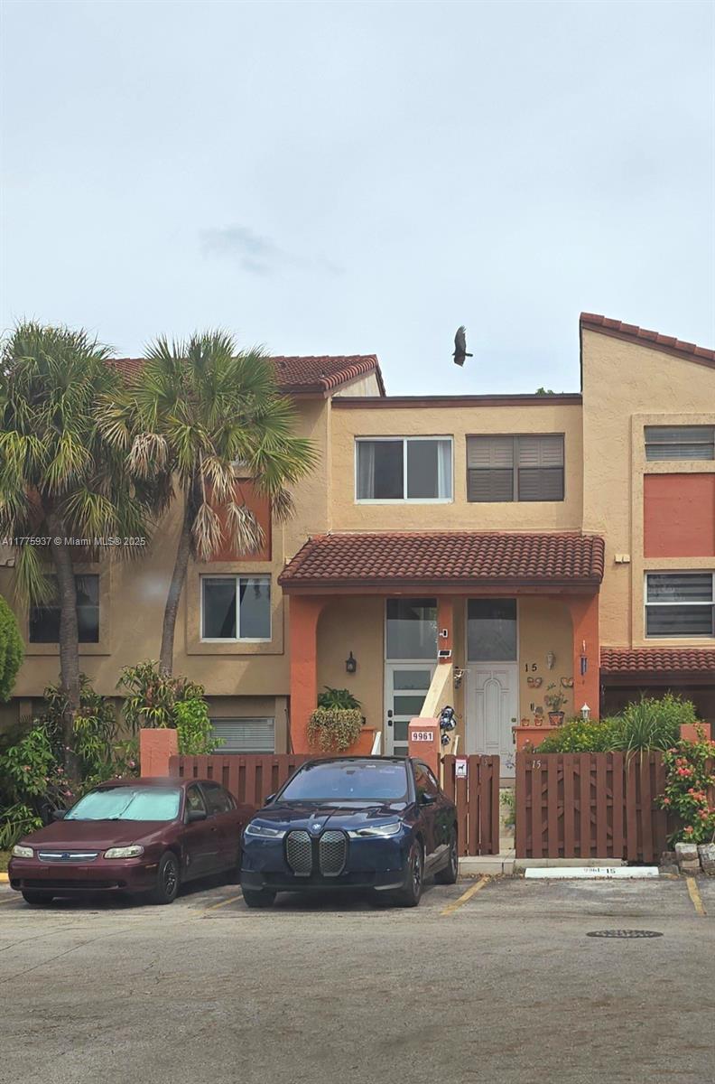 9907 Nw 9th St Cir 15-20, Miami