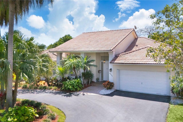 1 of 42 - 8350 Sw 138th Ter, Palmetto Bay, FL