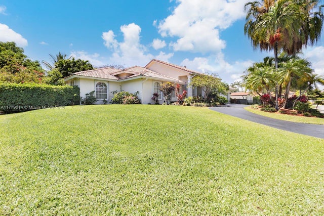 4 of 42 - 8350 Sw 138th Ter, Palmetto Bay, FL