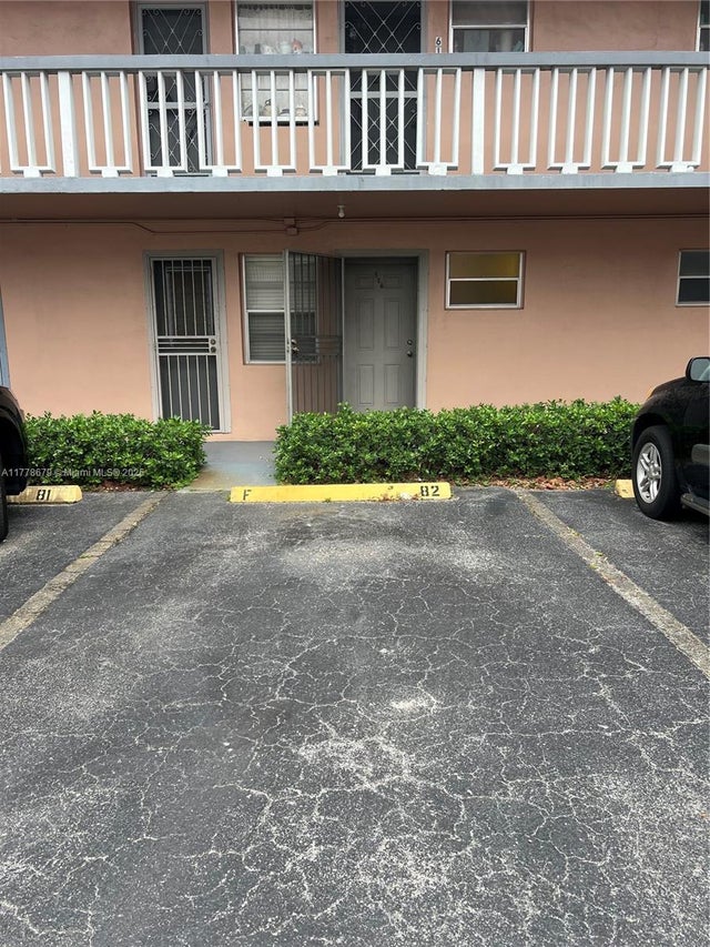 3 of 15 - 18555 Ne 14th Ave 516, Miami, FL