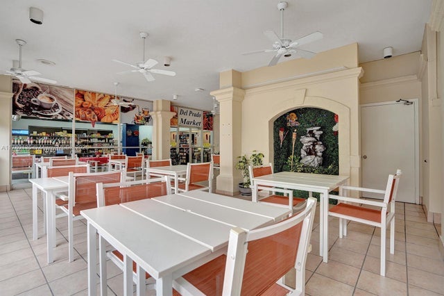 1 of 33 - 18061 Biscayne Blvd 802, Aventura, FL