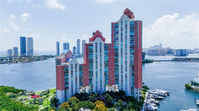 1 of 59 - 3370 Hidden Bay Dr 2004, Aventura, FL