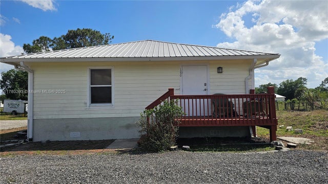 1 of 16 - 1250 Naples Avenue, Clewiston, FL