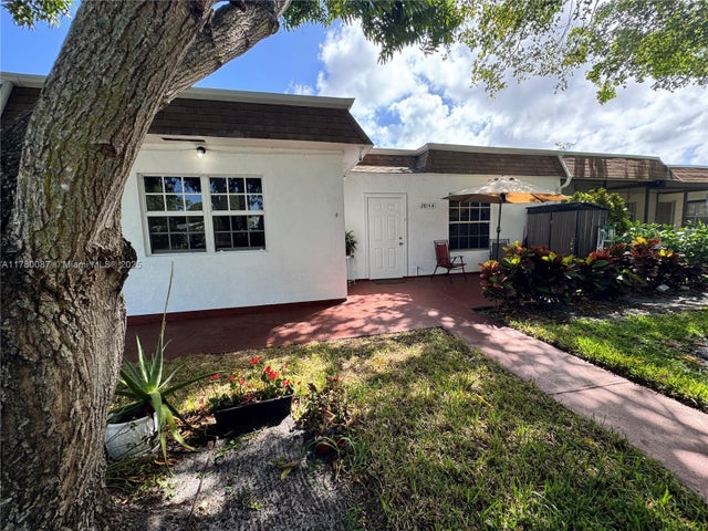 1 of 15 - 2814 Sw Natura Blvd A, Deerfield Beach, FL