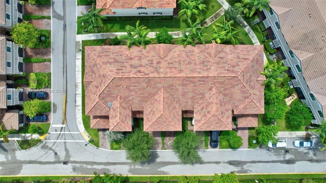 5 of 55 - 4208 N Dixie Hwy 23, Oakland Park, FL