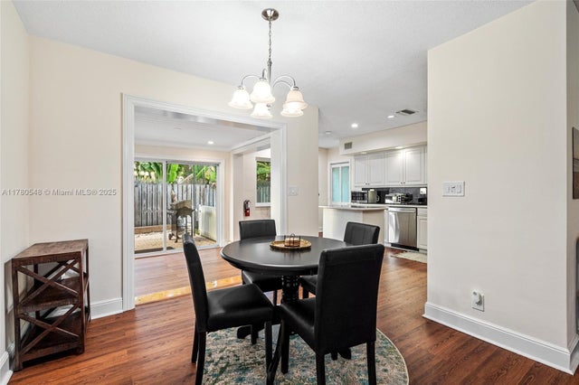 3 of 18 - 2231 Ne 38th St, Lighthouse Point, FL