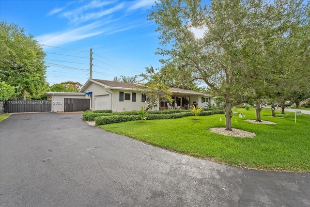 2 of 39 - 7841 Sw 141st St, Palmetto Bay, FL