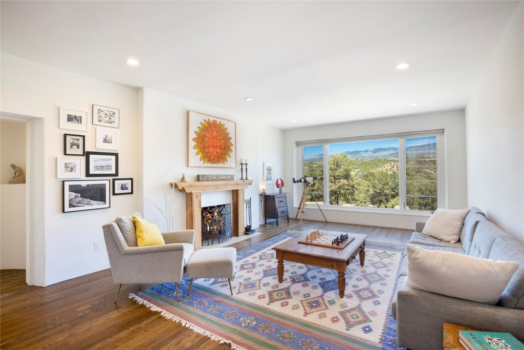 1103 Bishops Lodge, Santa Fe