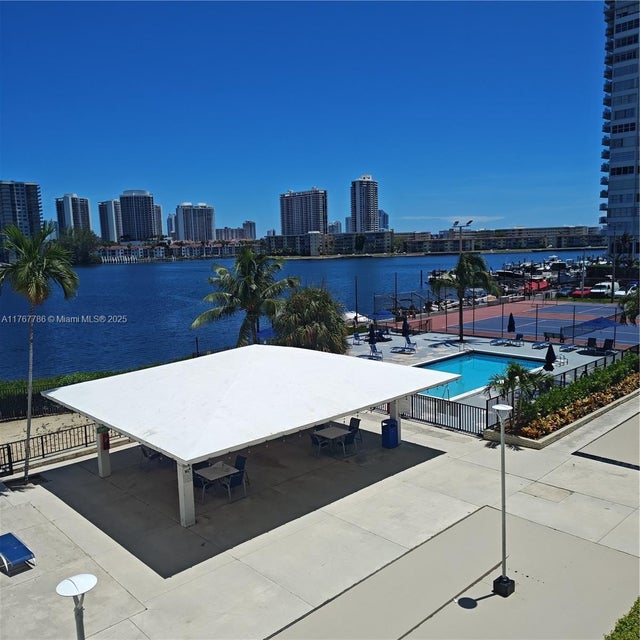 2 of 56 - 2750 Ne 183rd St 301, Aventura, FL