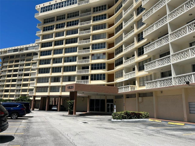 1825 S Ocean Dr 503, Hallandale Beach
