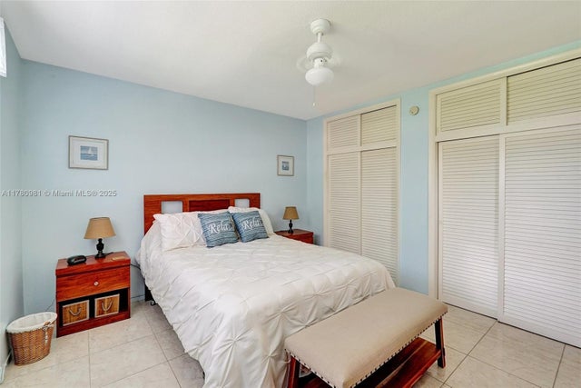 3 of 33 - 16801 Ne 13th Ave 206, Miami, FL